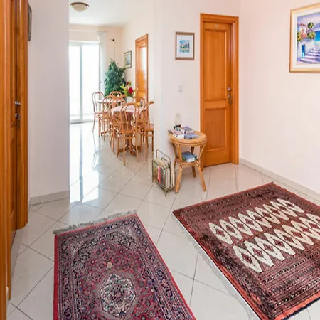 بيت ضيافة Raic 4*